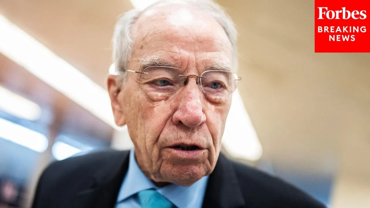 Speeding Towards Insolvency Chuck Grassley Calls On Congress To Fix Social Security